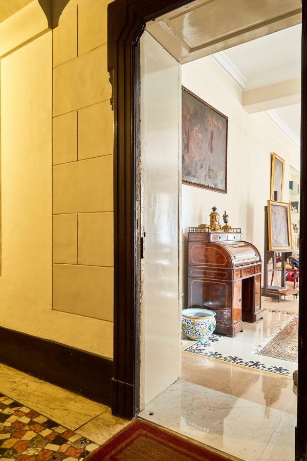 Suite Klimt P.Zza Amedeo Νάπολη Εξωτερικό φωτογραφία